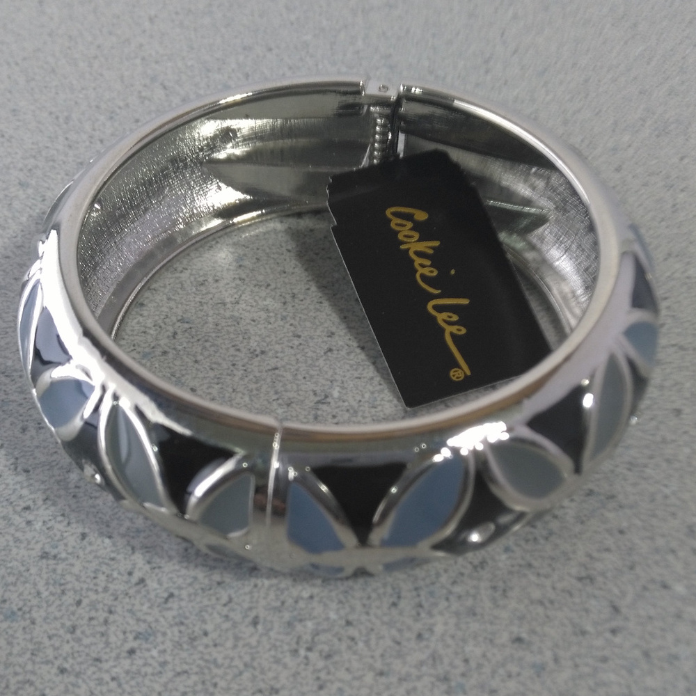 Hinged Bangle Bracelet